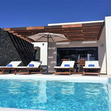 Holiday Bellavista.6 *