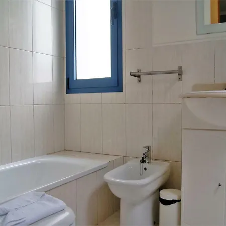 Holiday Bellavista.6 *